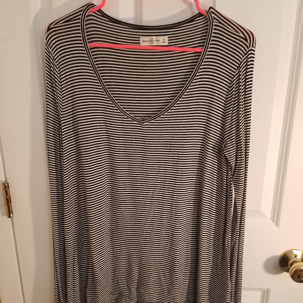 Black and White Striped Abercrombie Top